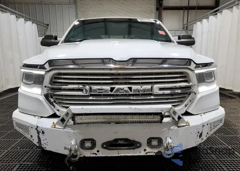 2019 Ram 1500 Big Horn/Lone Star z USA, uszkodzony, nr VIN 1C6SRFFT0KN522224